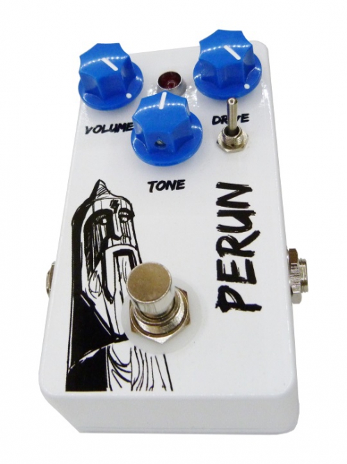Visar Stompboxes Perun Distortion efekt