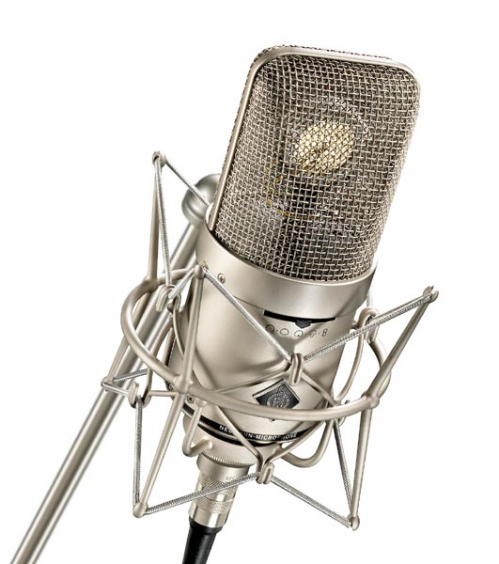 Neumann M149