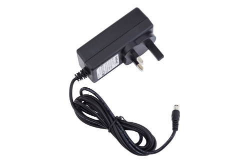 RockPower NT 13UK 9V DC / 2.000 mA Anglick konektor, stabilizovan napjac zdroj