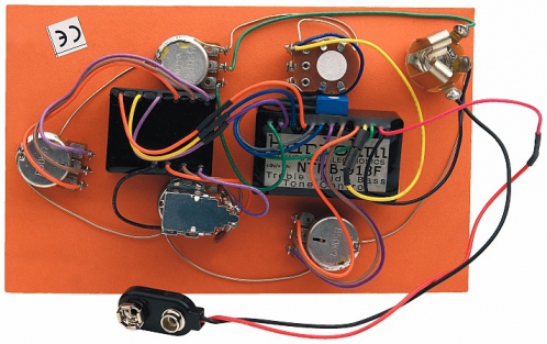 Bartolini HR-5.2 / 918 - aktívny predzosilňovač, 3-pásmový ekvalizér Bartolini HR-5.2 / 918 - aktívny predzosilňovač, 3-pásmový ekvalizér