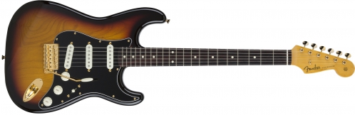 Fender Mij Traditional ′60s Stratocaster With Gold Hardware, Rosewood Fingerboard, 3-Color Sunburst