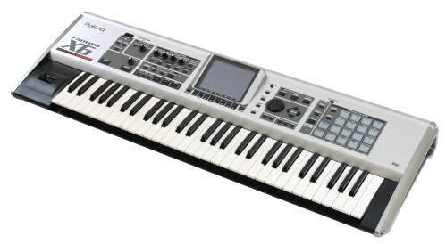 Roland Fantom X6 synteztor