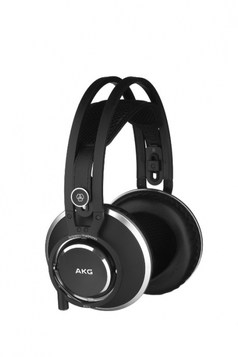 AKG K872