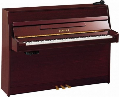 Yamaha b2 E PW piano
