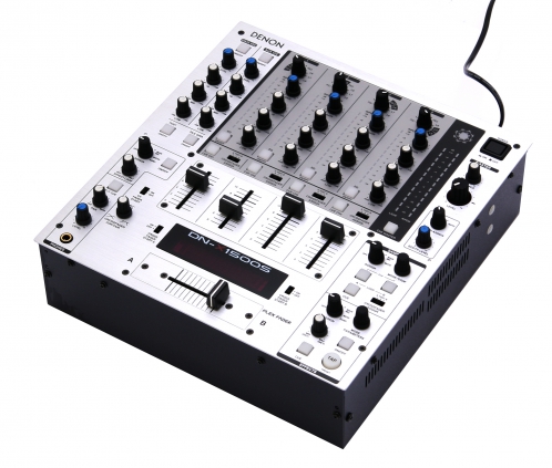 Denon DN-X1500SK digitlne 4-kan. DJ mixpult