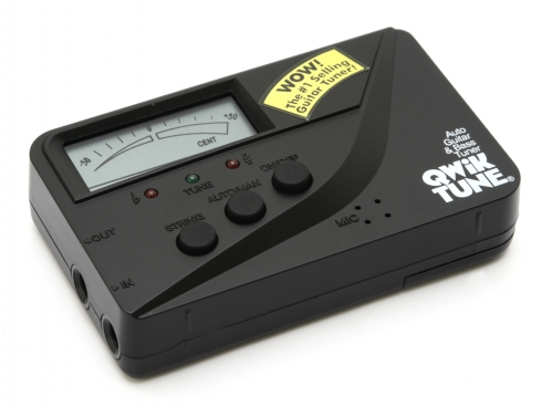 QwikTune QT-1 gitarov tuner