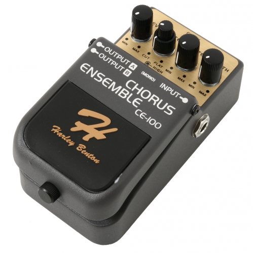 Harley Benton CE100 gitarov� efekt