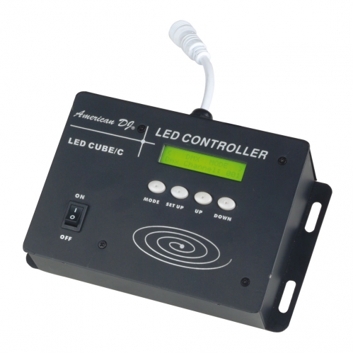 American DJ LED Cube ovl�da�