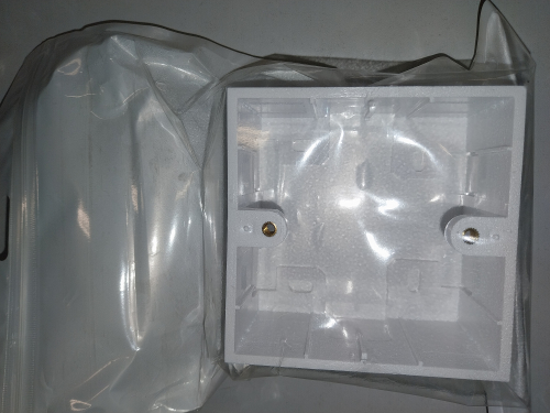 Techconnect 3 Puszka - 2 sloty - WYPRZEDA�