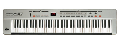 Roland A-37 riadiaca klvesnica + zosilova