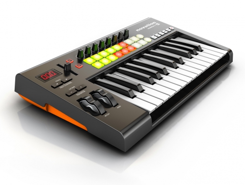 Novation Launchkey 25 riadiaca klvesnica