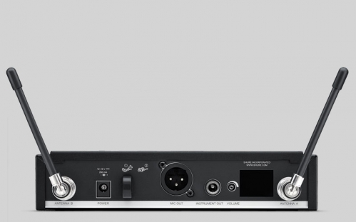 Shure BLX24R/SM58 SM Wireless mikrofon bezprzewodowy dor�czny SM58, odbiornik w obudowie 1/2 rack 19