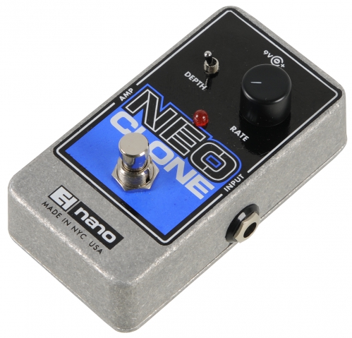 Electro Harmonix Neo Clone Chorus gitarov� efekt