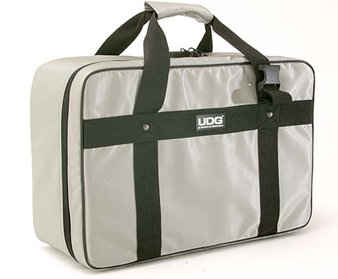UDG CD Jewelcase Bag 90 Silver