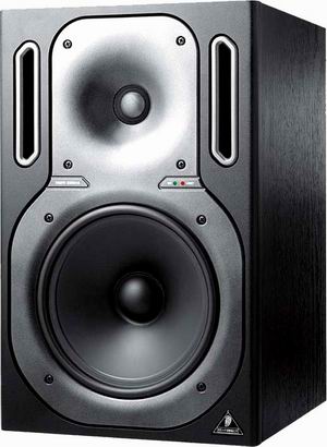 Behringer B2031A Truth