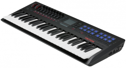 Korg Triton Taktile 49 synteztor, riadiaca klvesnica